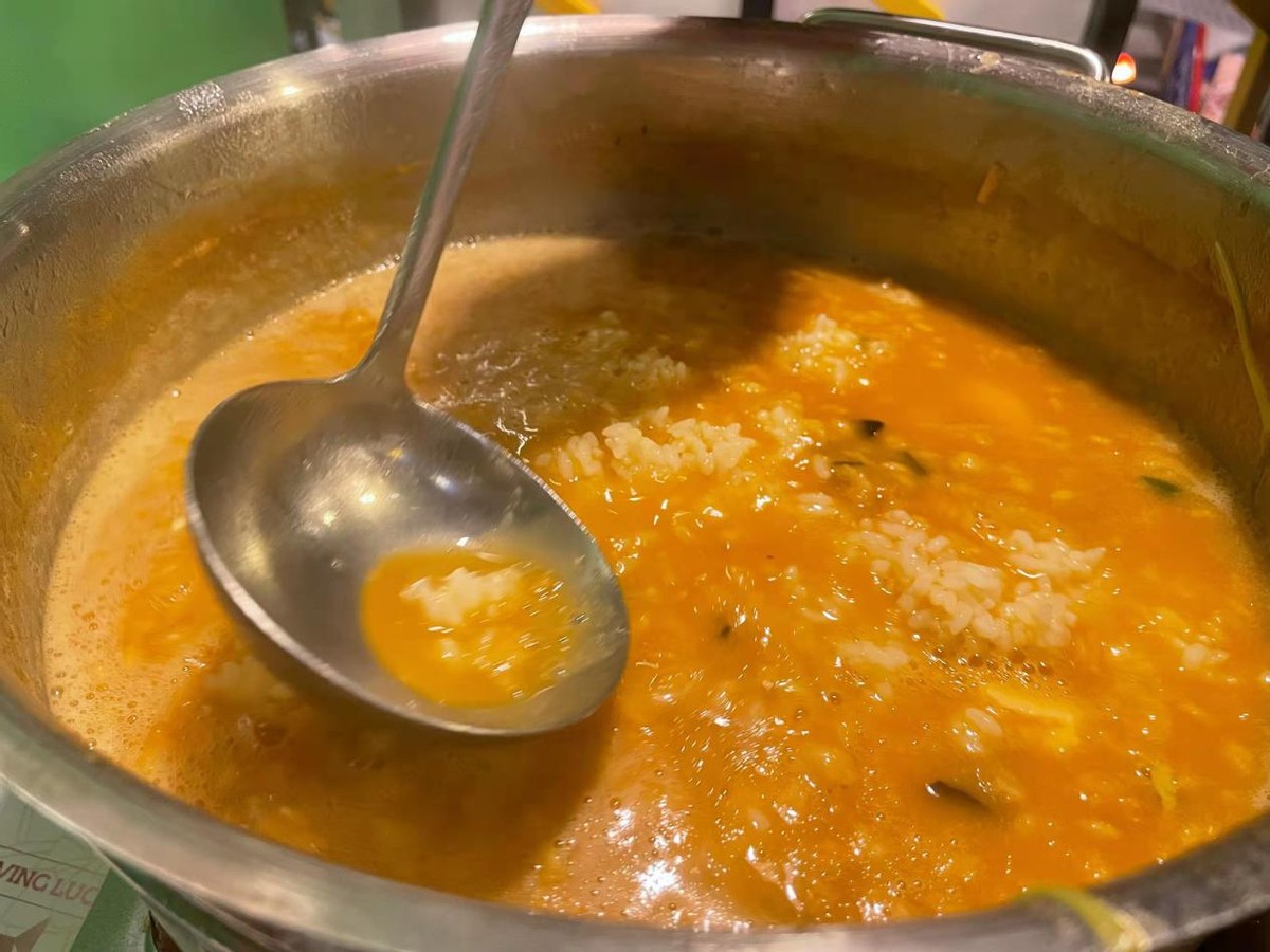打边炉是什么意思（打边炉是一道色香味俱全的名肴）