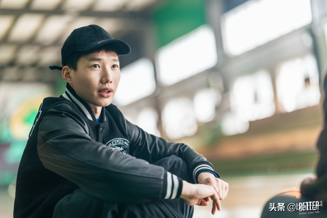 "2014年吴悠退出cl战队,2016年武汉313解散,同年路人王创赛.