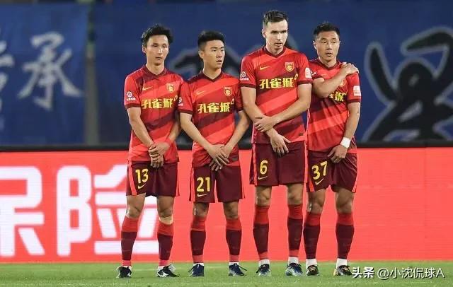 5队面临解散，申花武汉队在列，中超迎来大洗牌，中国足球迎危机