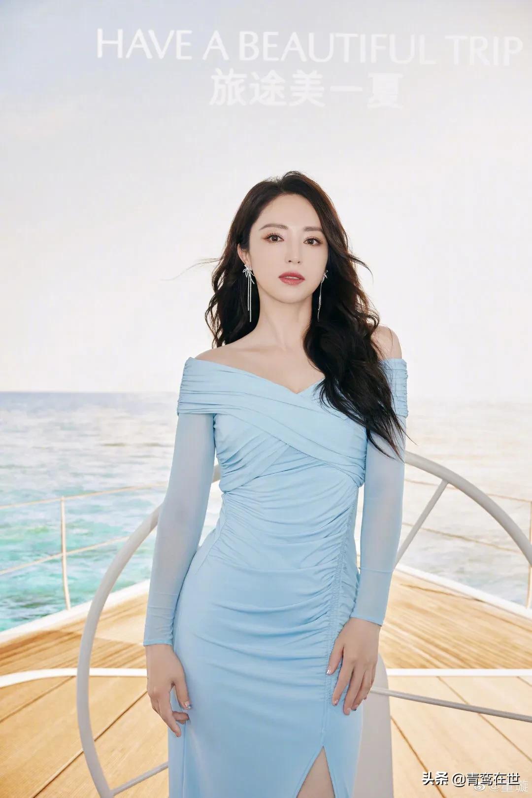 董璇颜值重回巅峰，独立的女人怎样都好看