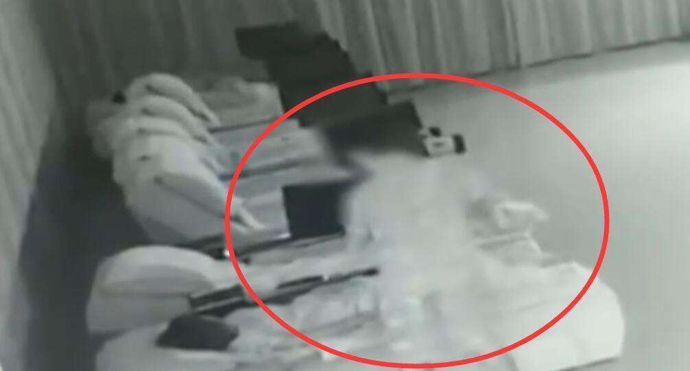 我是个“洗脚妹”，2009年被寻欢官员侵犯凌辱，反抗无望后杀人