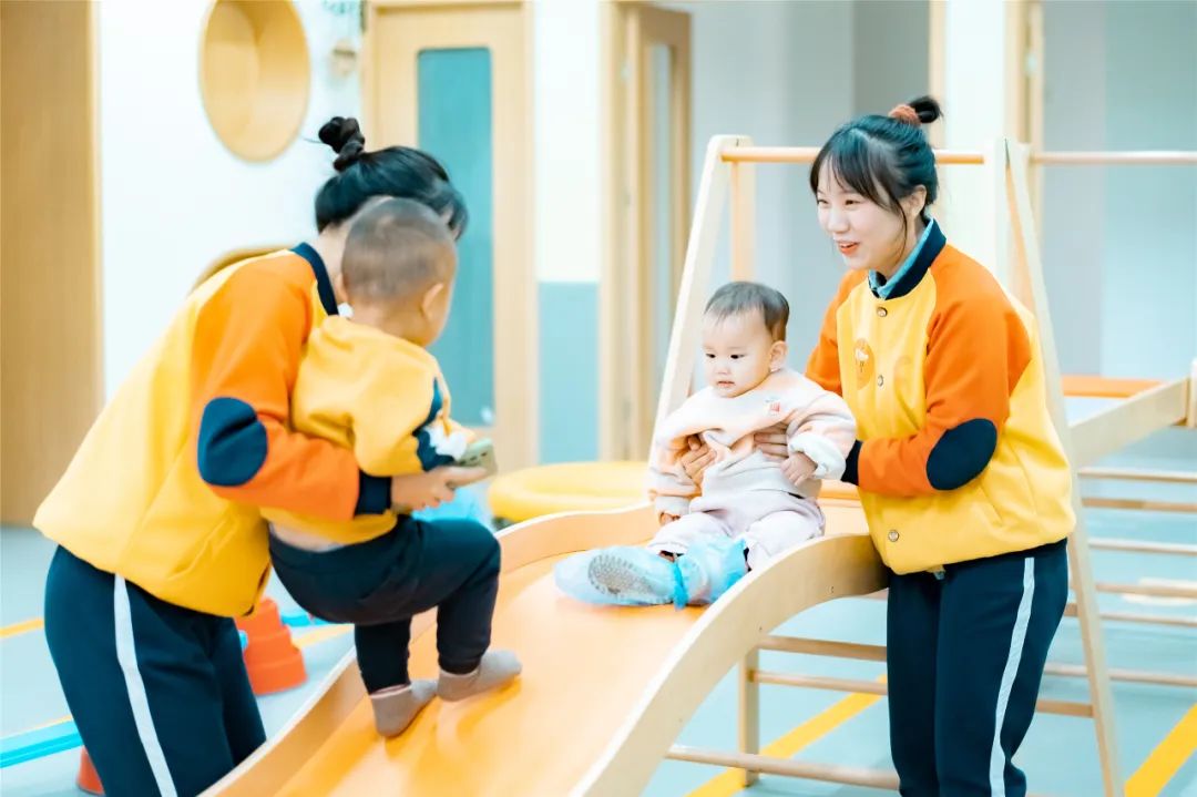 汇爱育儿丨父母的底线在哪里，孩子未来的高度就在哪里