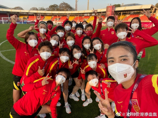 世界杯中国韩国女子足球(燃哭了！中国女足逆转绝杀韩国夺冠！你永远可以相信中国姑娘)