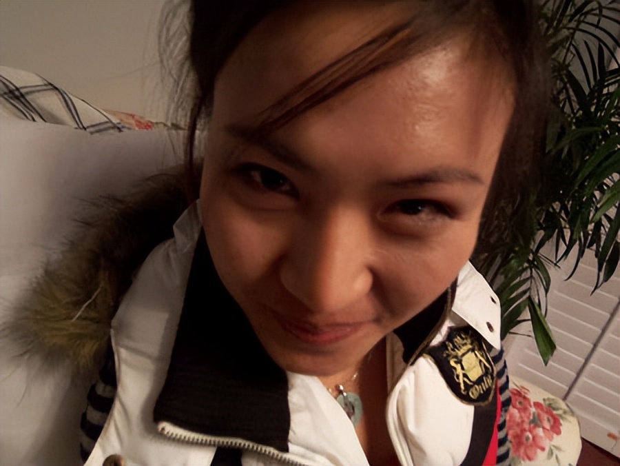 二婚女子中百万大奖，丈夫前妻前来抢占财产，竟然是男人唆使的