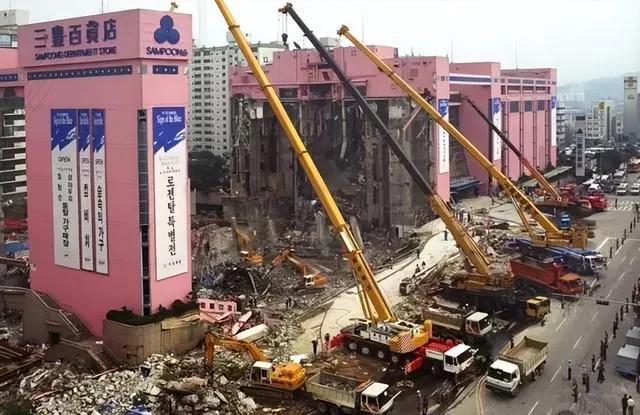 揭秘1995年韩国三丰百货坍塌惨祸，501人死亡，12名官员牵涉其中