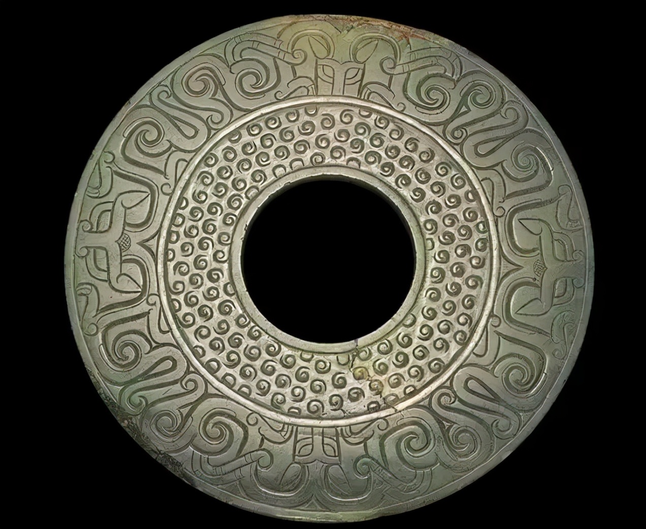 和氏璧的前世今生:卞和献璧被割掉双脚,它最终成为了无价之宝