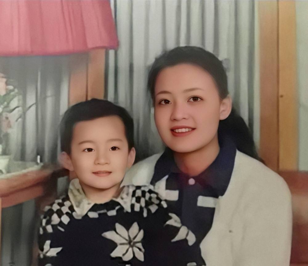 张兰：去国外打黑工，帮儿子挤进京城四少，最后却栽在大S手里