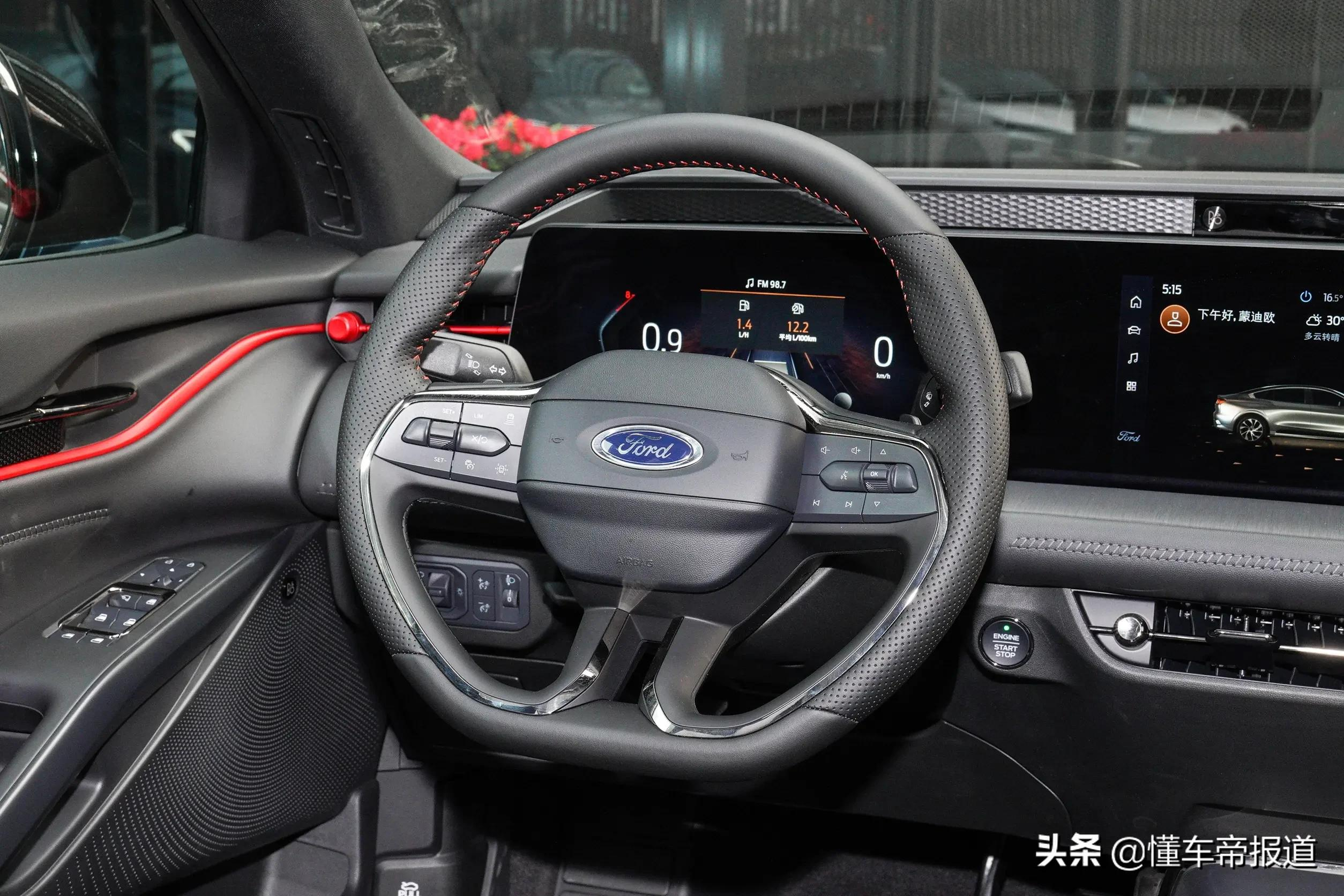 新车 | 挑战同级“销冠”有戏吗？新一代福特蒙迪欧对比丰田凯美瑞