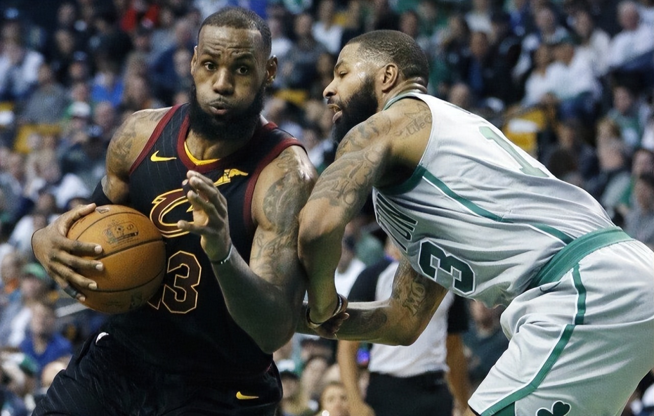 為什么nba的球員都有肌肉（為何詹姆斯的肌肉那么強(qiáng)，卻幾乎沒有胸肌和腹肌呢？）