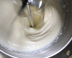 「干货」烘焙知识｜教你几种打发淡奶油不易化的秘诀！一看就懂