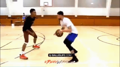 篮球技巧教学视频（打篮球不会左手运球怎么办？学习3个适合新手的弱侧手训练方法）