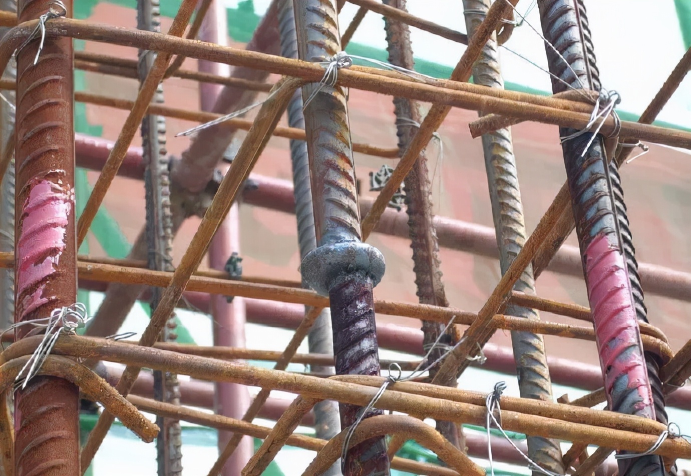 14项钢筋工程质量通病防治及合格标准，重量级好文！值得学习