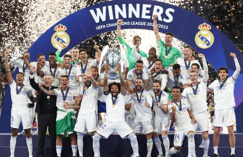 欧冠是不是一年一次（现存第一，皇马连续27年参加欧冠！拜仁、巴萨等豪门连续几年）-趣拿体育