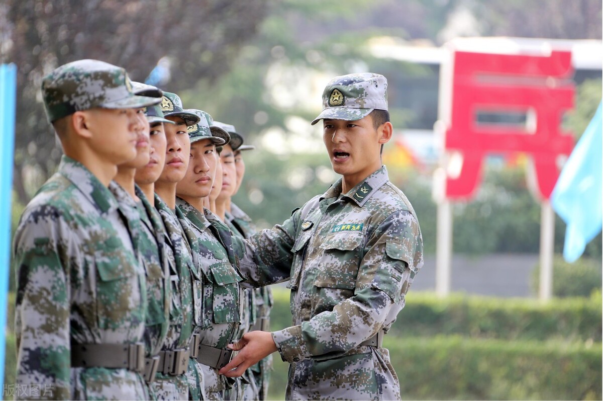 真正的军人该是什么样子的？