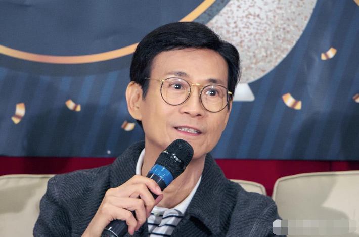 女儿失踪数日却袖手旁观?这一次,"渣爹"郑少秋不再被人原谅