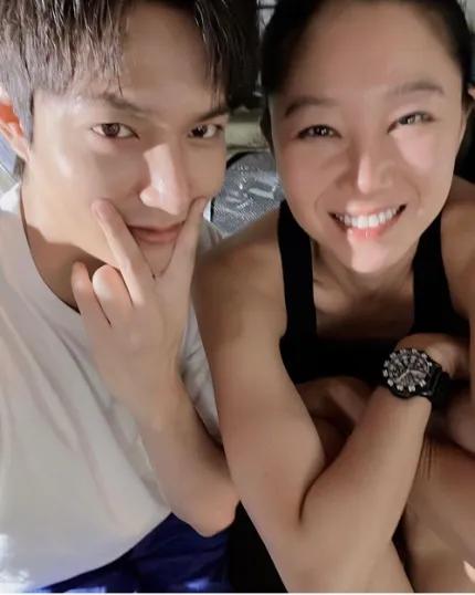 李敏镐、孔孝真，罕有 同框