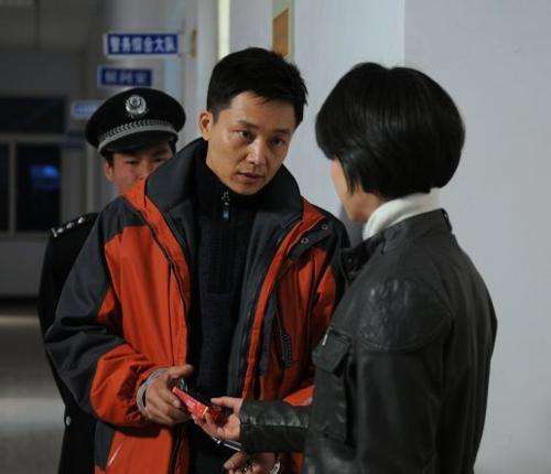 之后在认识了现任丈夫富商史宏之后,孙菲菲也正式退出娱乐圈开始全身