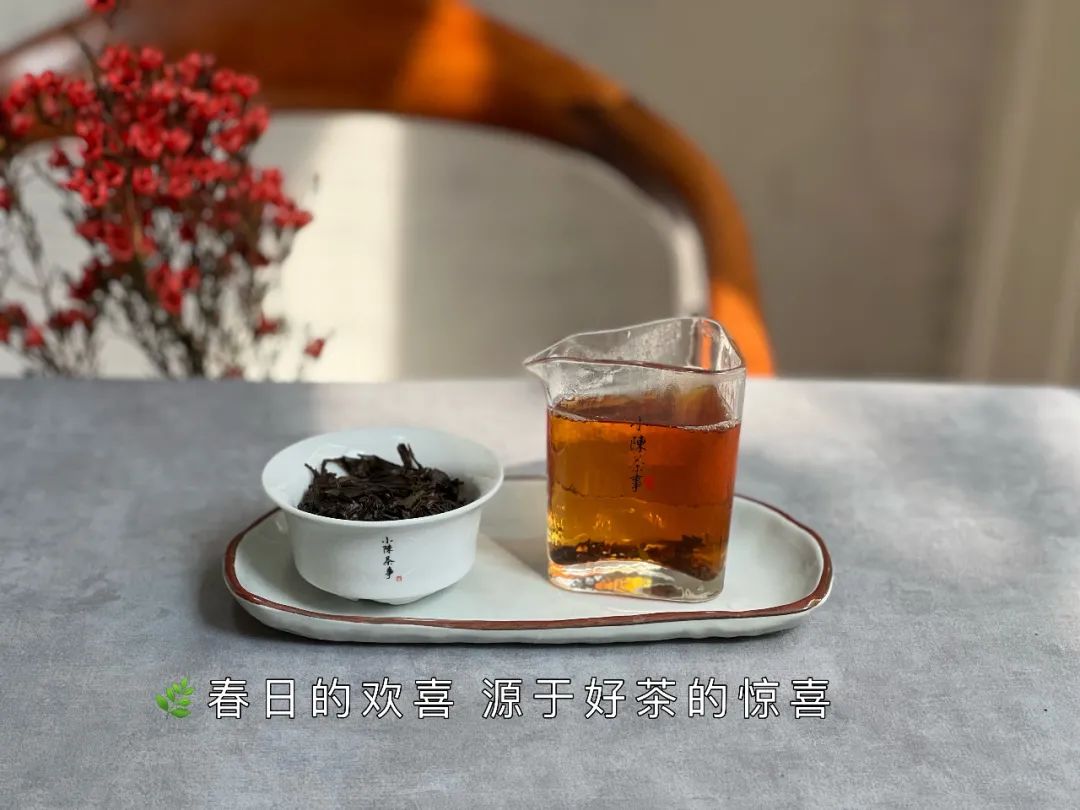既然大红袍、铁观音都是乌龙茶，那么乌龙茶到底是红茶还是绿茶？