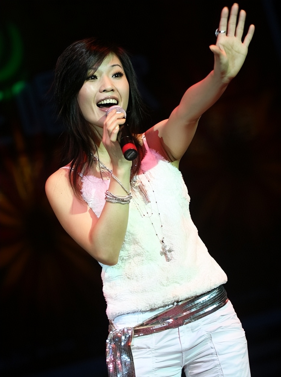 歌手阿桑:28岁爆红,仅6年后去世,临终前15字遗言让人泪目