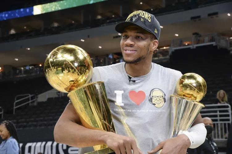 东契奇,字母哥领衔,nba现役最强的七位外籍球星)