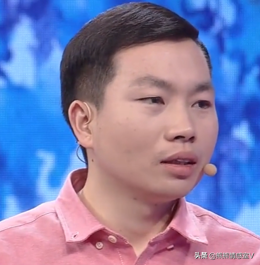 男生恋爱落入女友“陷阱”，痛苦不堪，登台只为逃离女友魔爪