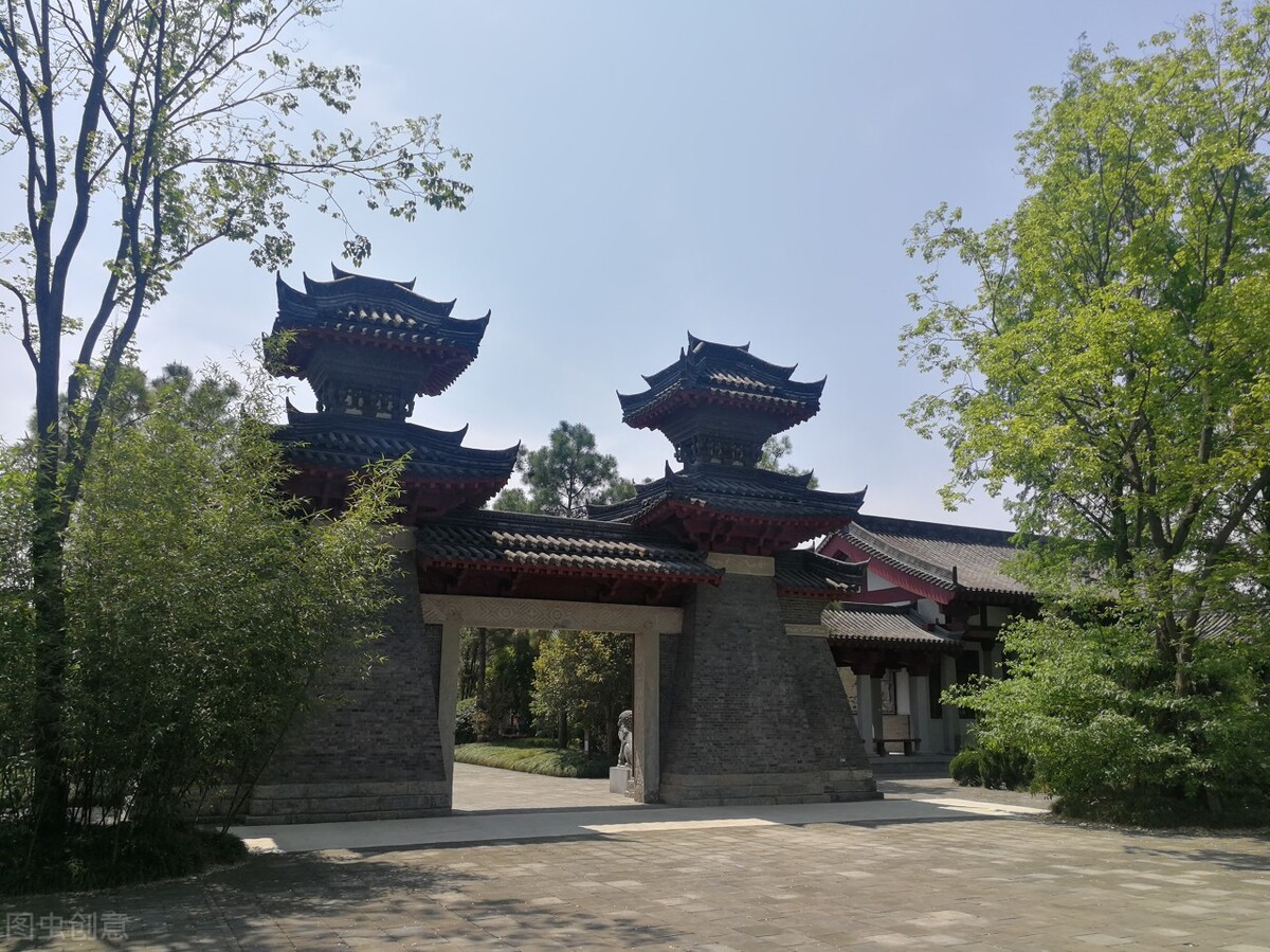 兩漢三國，真美漢中，武侯墓、蔡倫墓、張騫墓都在漢中，你去過嗎