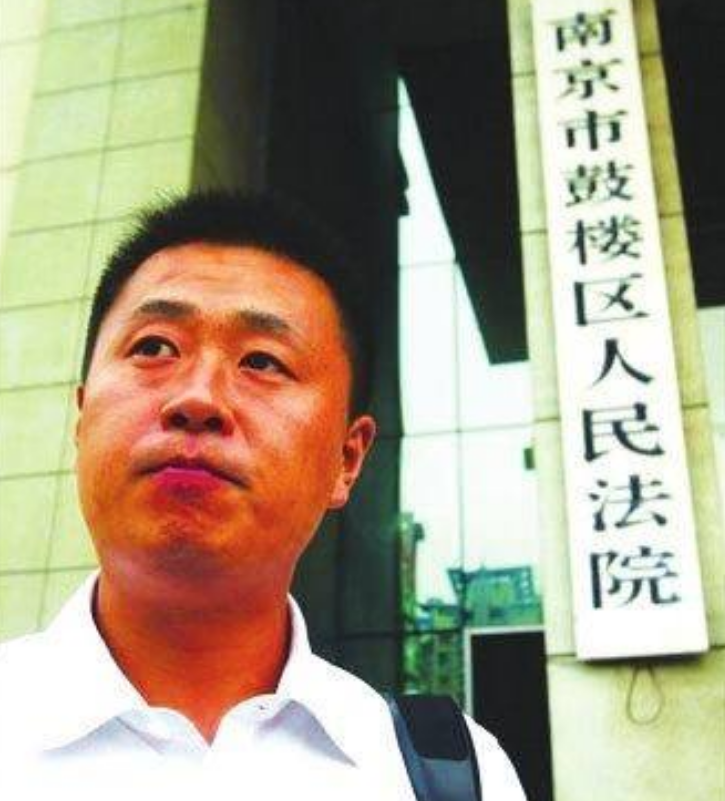 2006年彭宇撞人案：老人去世后他才承认撒谎，曾利用舆论摆脱责任