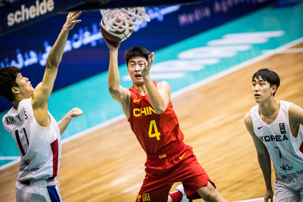 亚运会男篮半决赛韩国vs伊朗(u18男篮亚锦赛-杨瀚森空砍17 11 中国遭