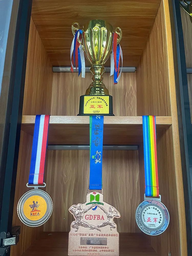 斯迈健身工作室成为IFBB职业和IBFA双项国际认证体系授权培训基地