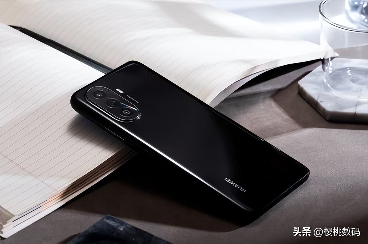 6月机圈网红：iPhoneSE3炸场，华为畅享50有麒麟，酷派新机很惊喜