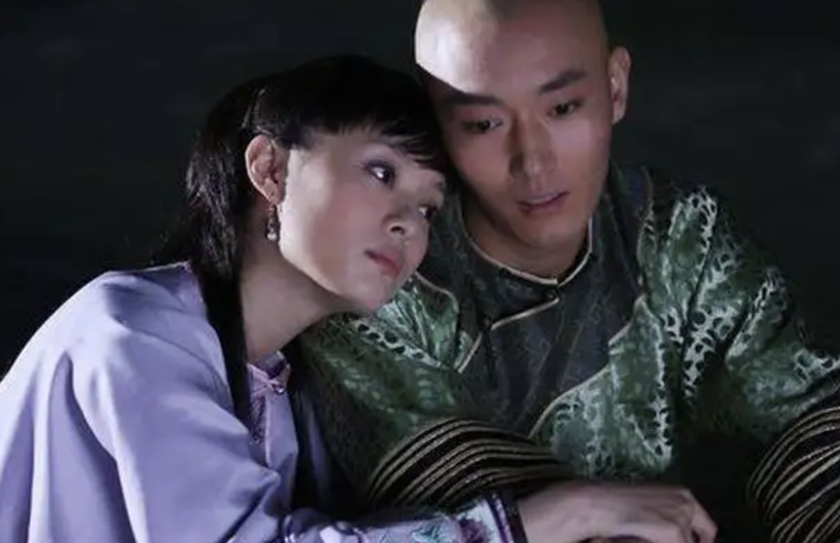 《甄嬛传》十位演员现状，多人已无人问津，有人塌房，有人被网暴