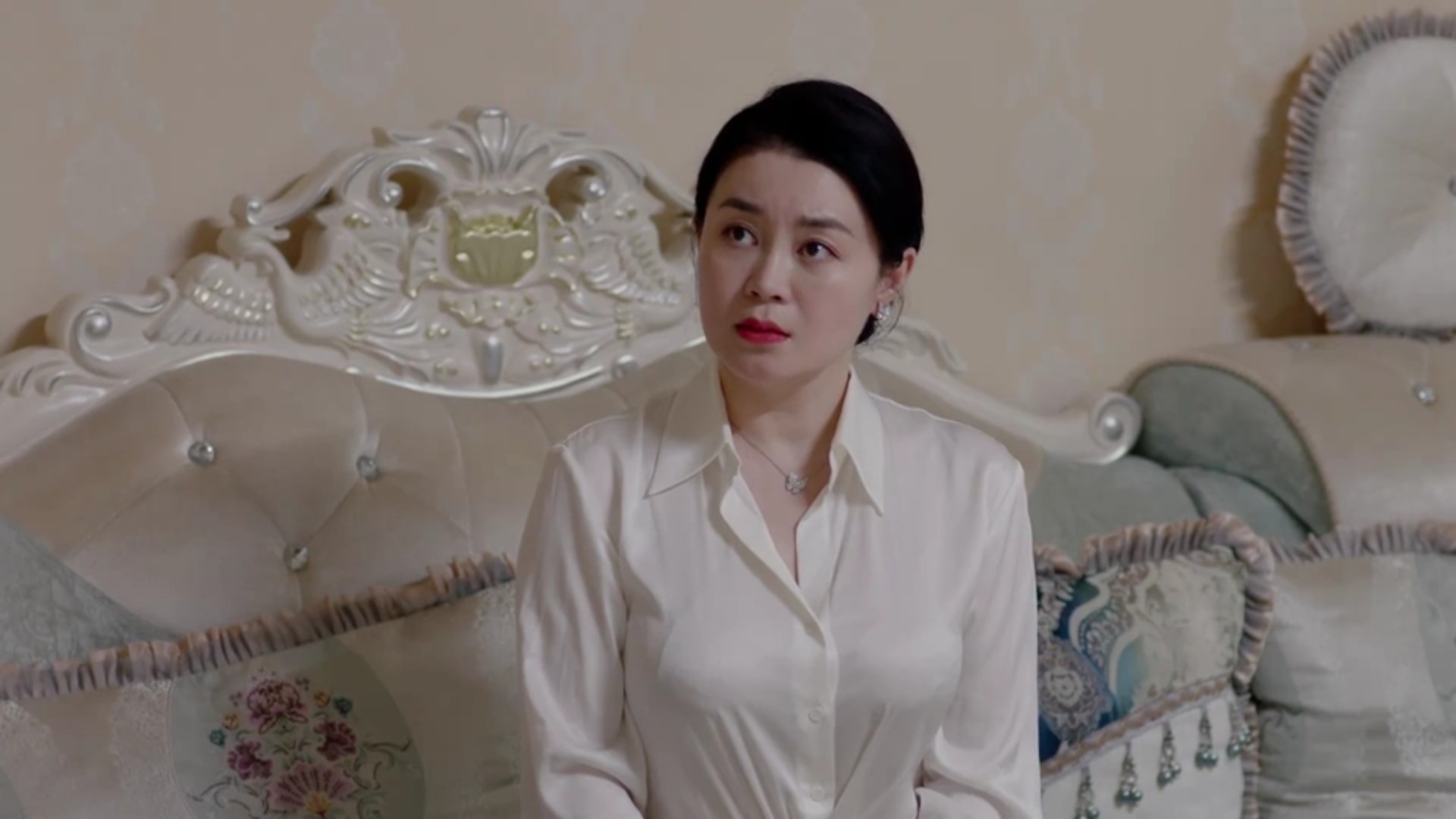 乡村爱情15:王大拿吃醋杨晓燕,网友说他跟崔姐更配