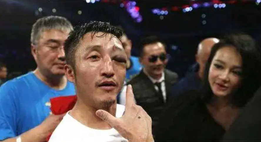 冉莹颖：为爱从央视辞职，一年被甩23次，为救邹市明生三胎存血？