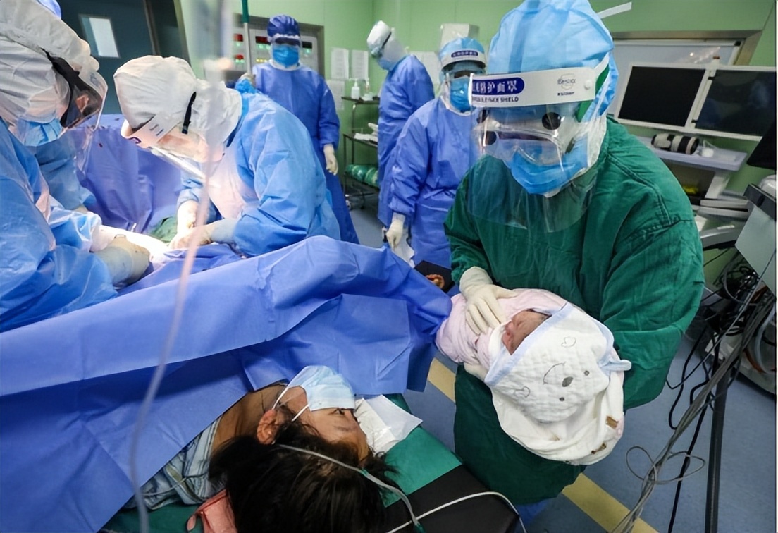 在手术室里医生都不穿内裤,患者不准穿衣服?医生亲自为你揭秘