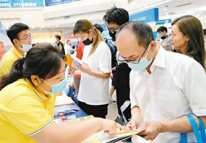 北京“口碑”很好的4所大学，录取分数中等，合适将来捡漏