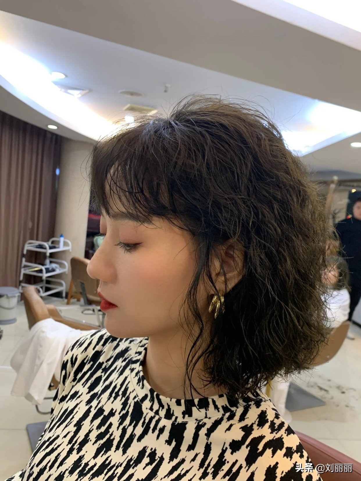 最受欢迎的4种女发，时尚瘦脸高颜值，爱美女士都在剪