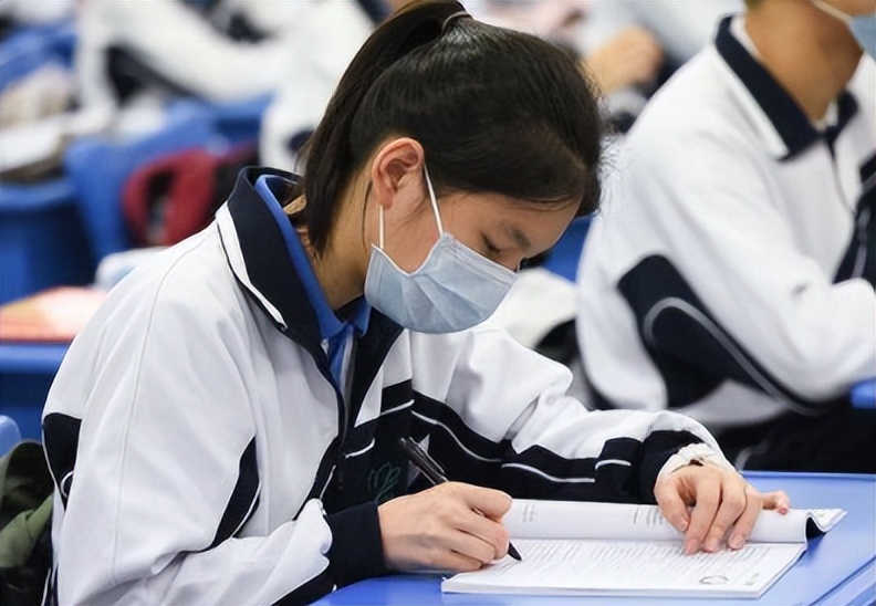 河南中考出现“新调整”，除考试时间变动外，对普高招生也有限制