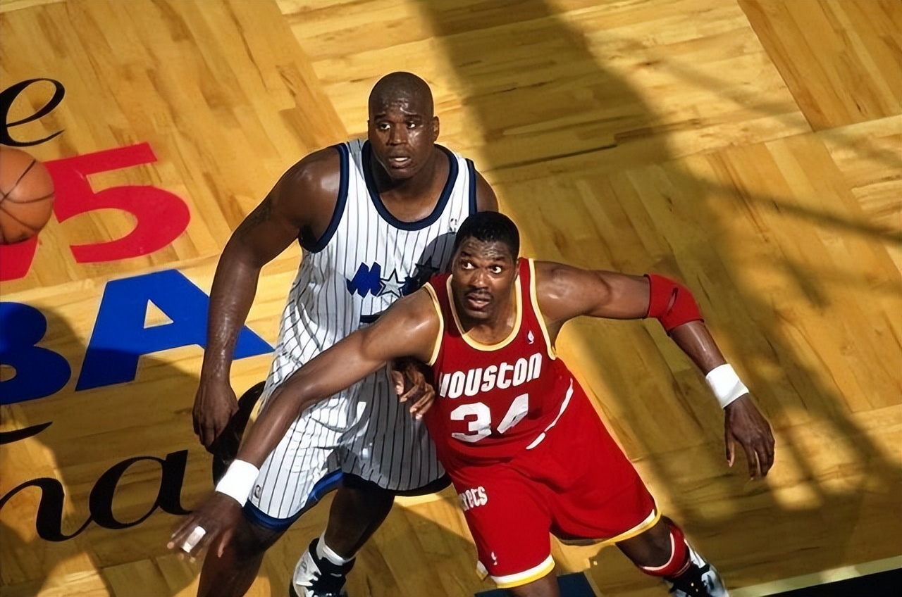 NBA历史前十巨星，生涯首场总决赛表现如何？乔丹抢眼，老詹稚嫩