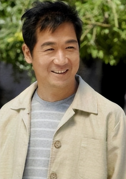 落魄时感恩妻子陪伴，辉煌时却说不是真爱，可笑的6位圈内大名人