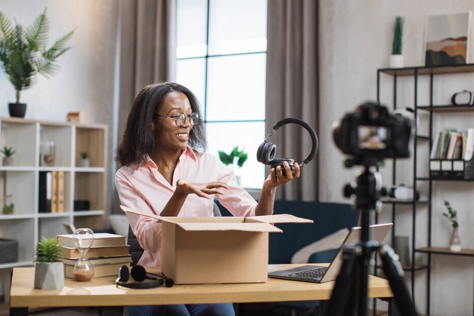 一个人在家也能做自媒体，这四种类型的账号，你都知道吗？