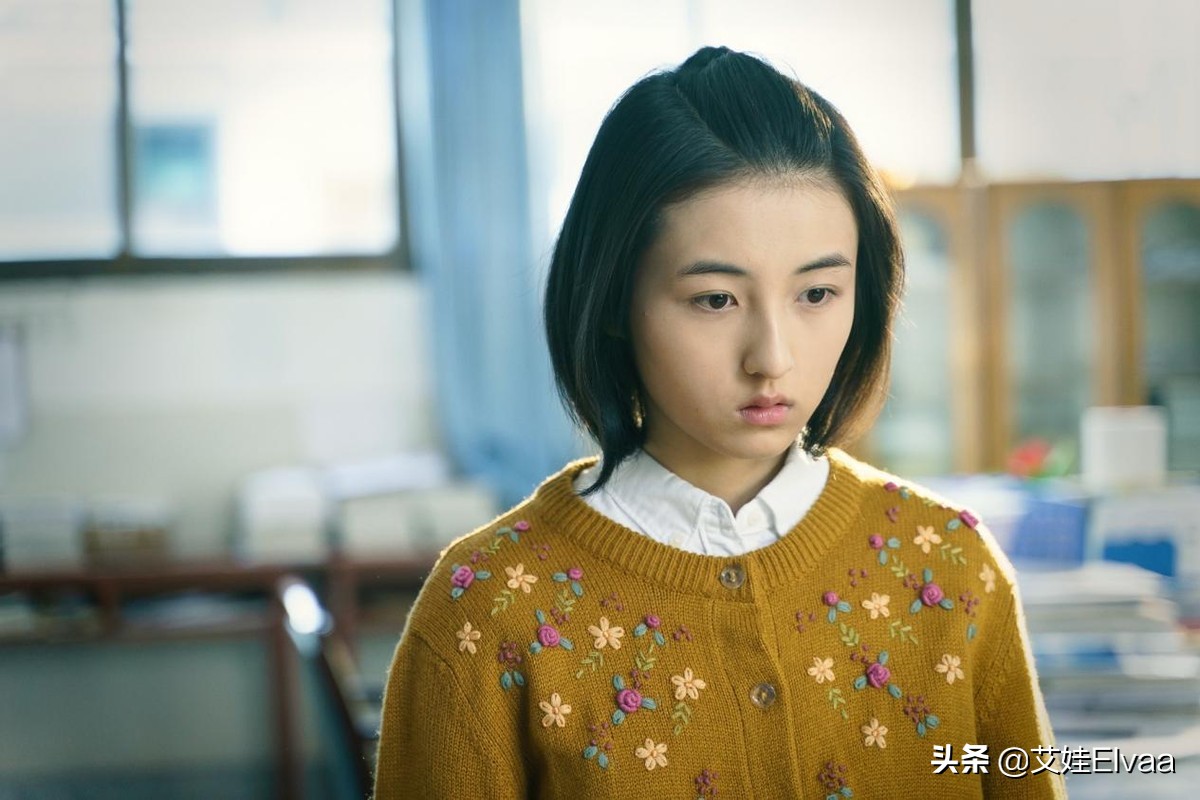 金雞影後落選後趕機 張子楓穿羽絨服配牛仔褲 全程低頭沒有笑容 天天看點