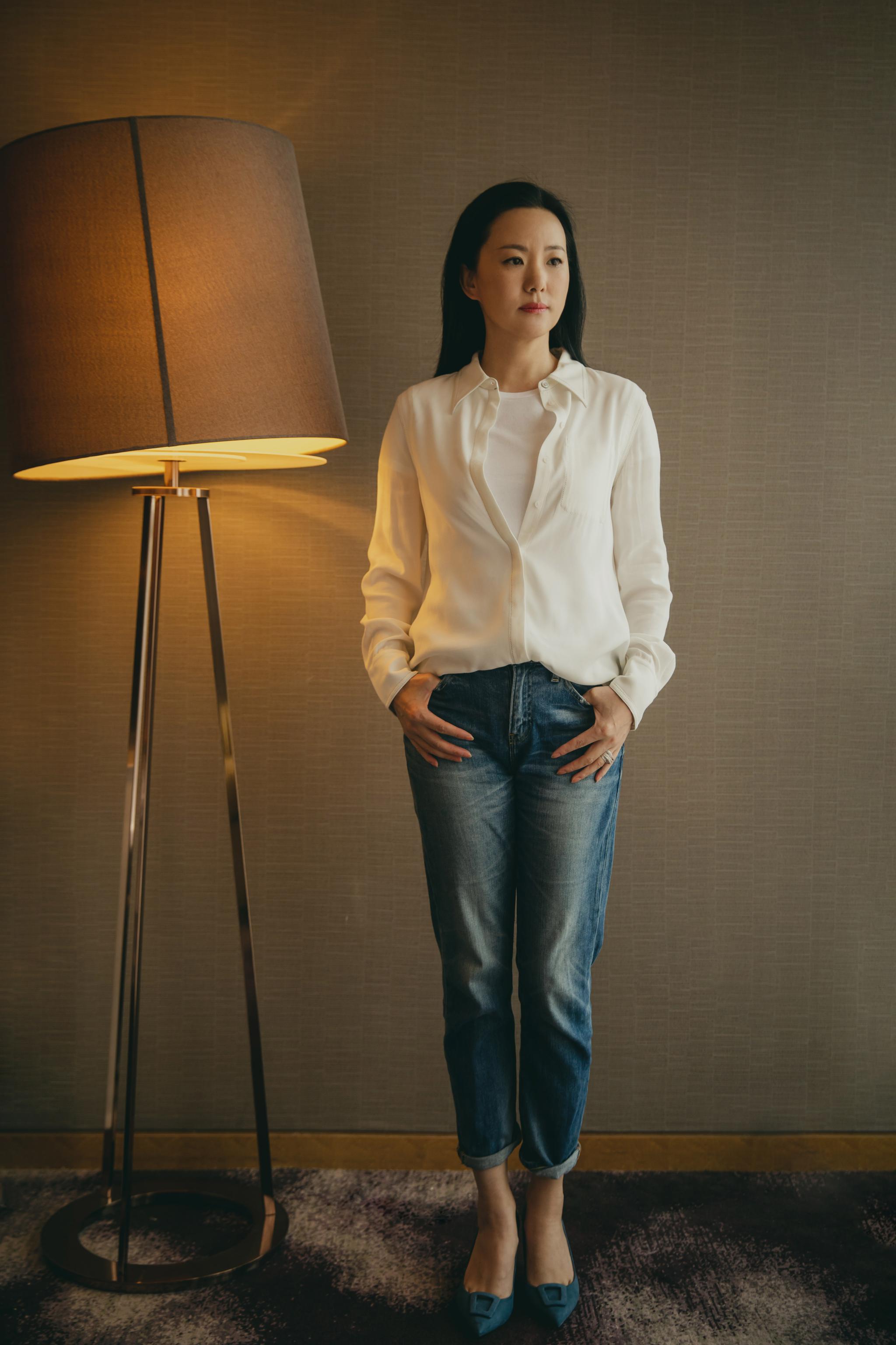 越老越有韵味的9位女星,腰是腰,腿是腿,个个都是极品美女!