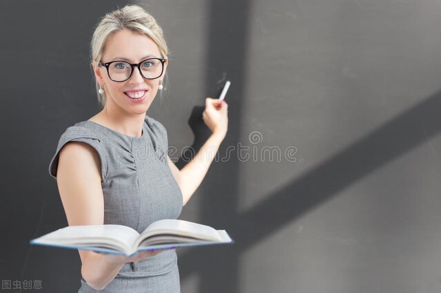 92年，体制外工作3年，以综合成绩第一考上教师编：考编需要方法