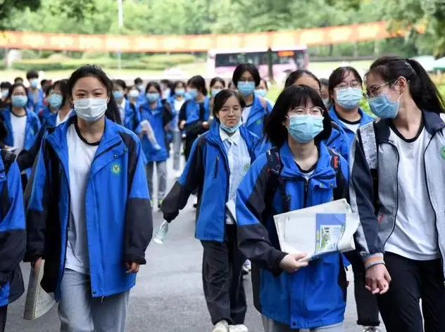 收到大学录取通知书后，没有前往学校报到的学生，会有什么后果？