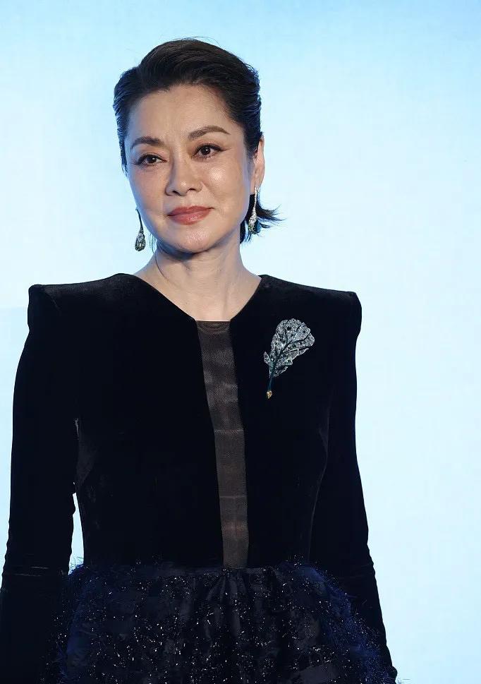 英雄不问出处：明星出道前，都是干啥的？