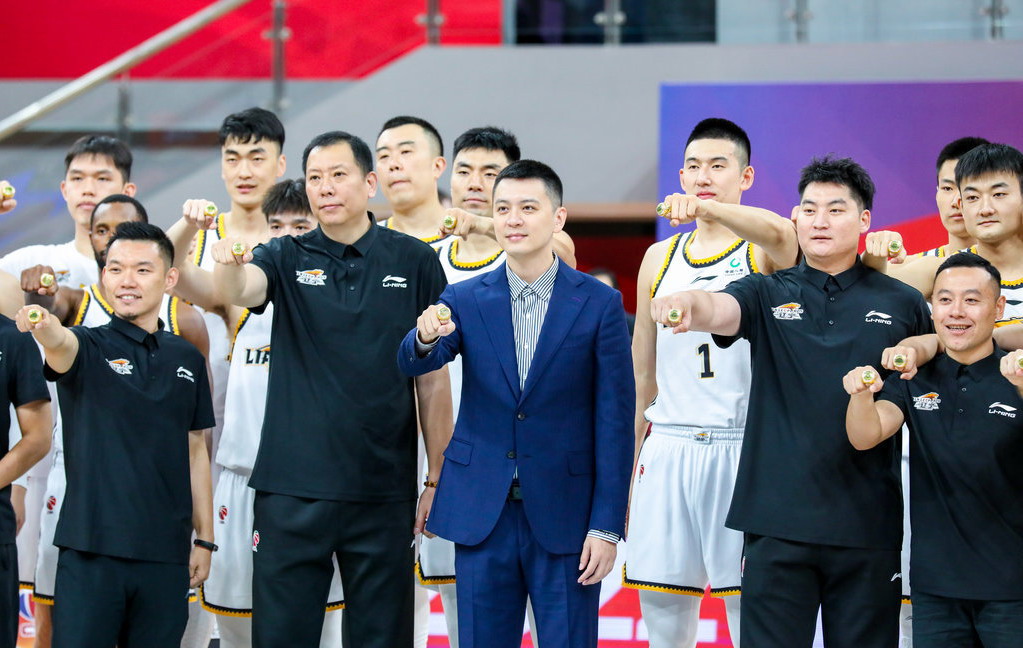 今年cba在哪个app观看（CCTV5直播篮球公园+CBA辽篮VS首钢，5+录播中国女篮，APP转女排）-华海博客