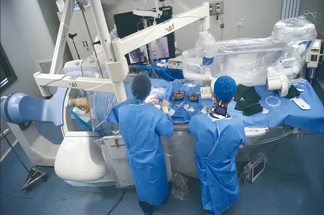 控制大脑，开启第二人生？马斯克的“大脑上传至云端”，意味着啥