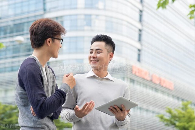 如何推销你自己呢？学会这些技巧，很难在推销时被别人拒绝