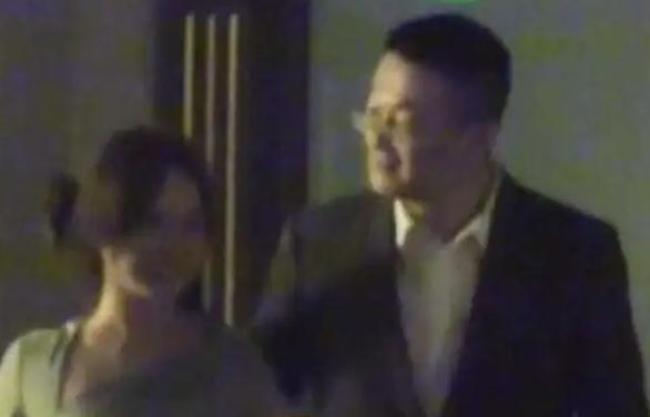 32岁出轨文章，37岁嫁给富豪丈夫，生活中的姚笛是个怎样的人？