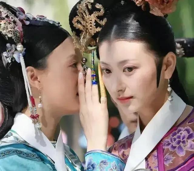 演员斓曦，吃饭路上捡来一个老公，低调幸福十年